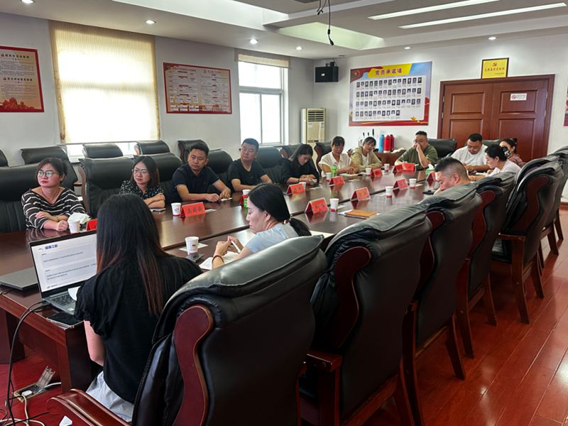 新源县同仁听课.jpg